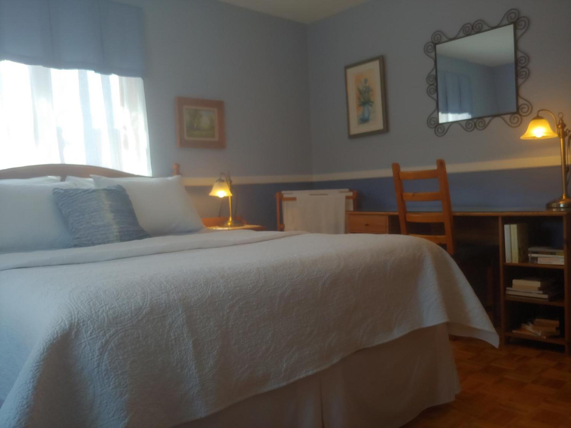 3 Bedrooms 3 Beds Near Metro -2 Parking Free Монреаль Екстер'єр фото